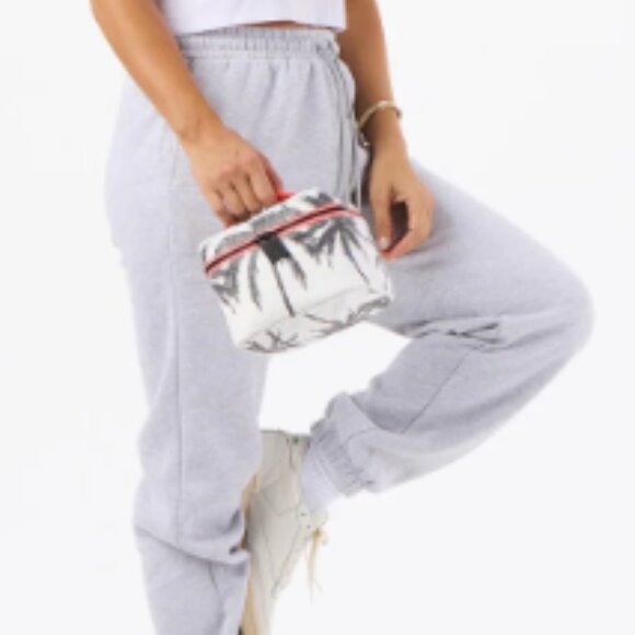 Aloha Collection Cabin Crew Kit Kalapana  NWT - Picture 5 of 7